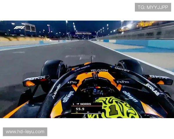 迈凯伦MCL40赛车在巴林测试首日由诺里斯跑出1分34秒669当日最快圈速